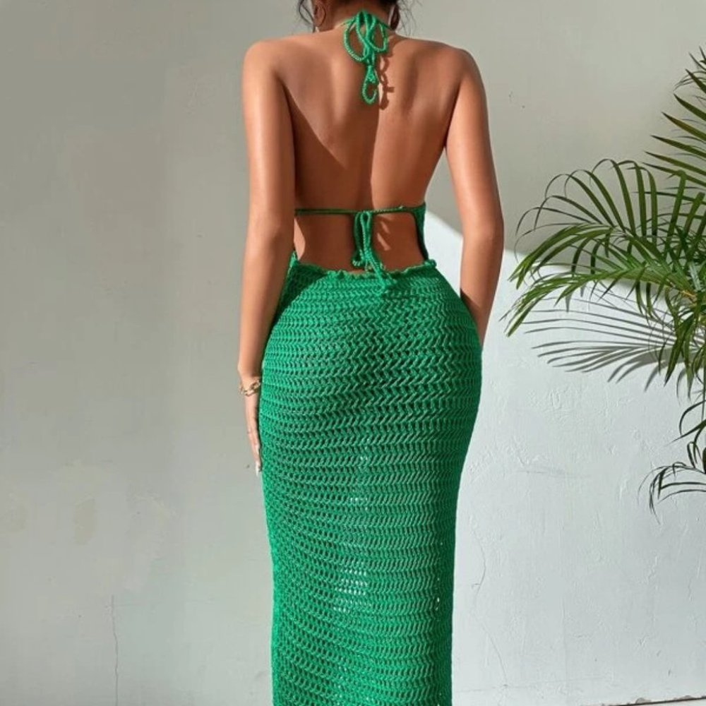 Contemporary Beachy Boho Green Backless Halter tie Maxi Dress - Picture 2 of 6